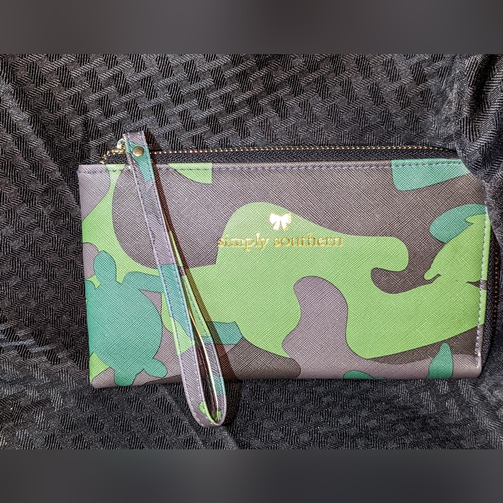 Green Camo Simply Southern Wristlet.